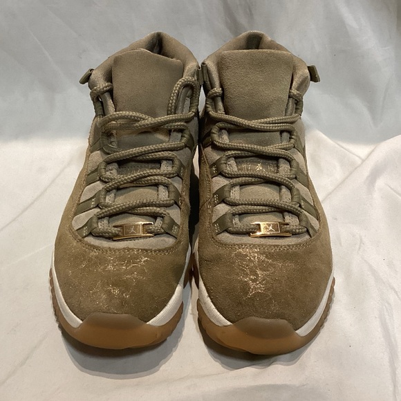 Nike Air Jordan 11 XI Retro - Picture 7 of 9